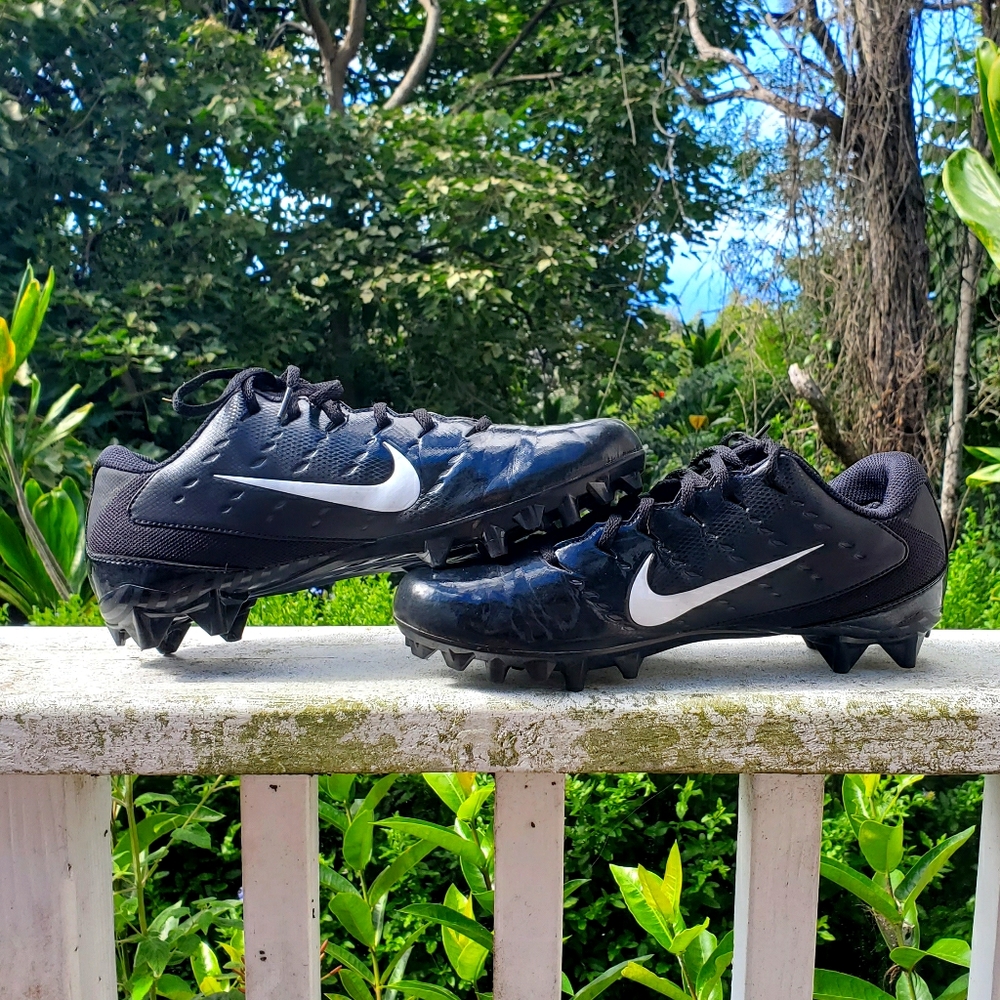 Black Nike Soccer Cleats